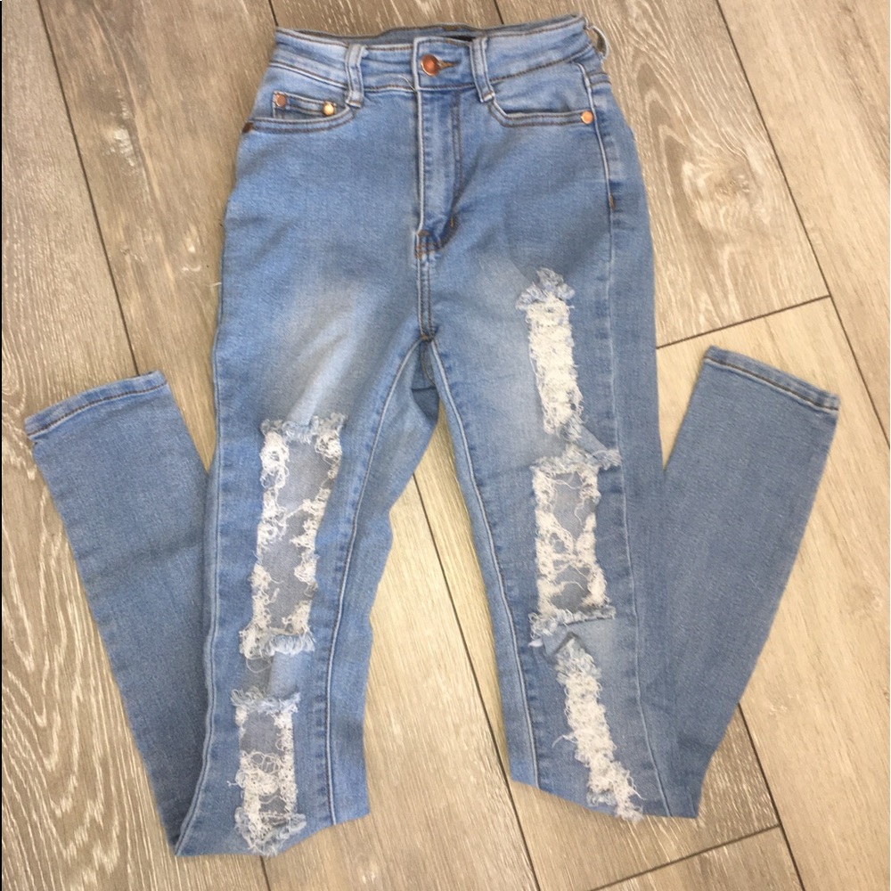 Catty Distressed Skinny Jeans